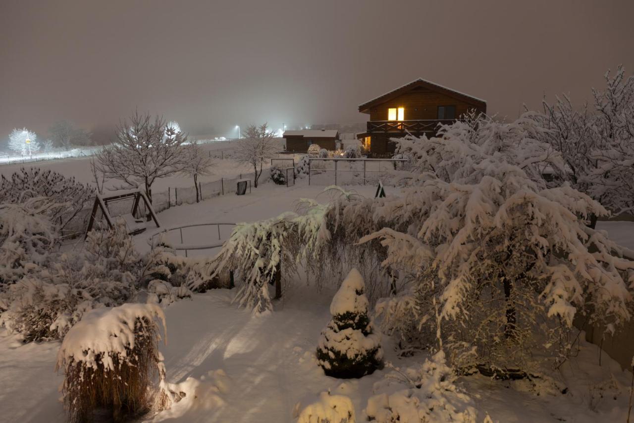 Penzion Tri Klasy Nová Lesná Exteriör bild